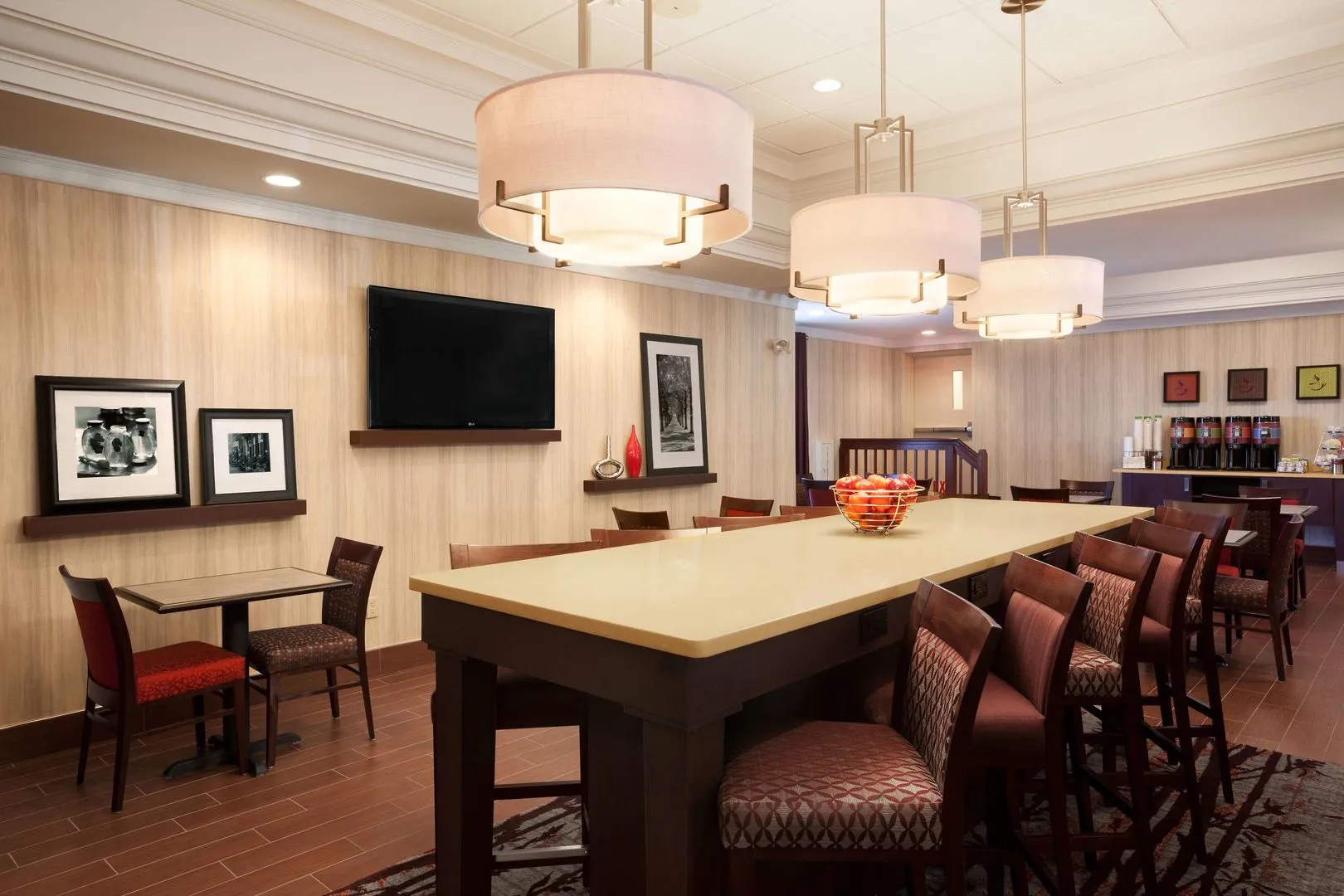 Photo - Hampton Inn by Hilton Boston/Cambridge