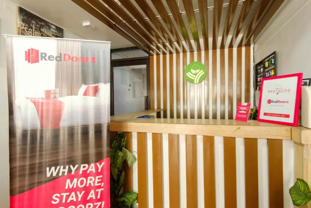 Photo - RedDoorz near OWWA Pasay