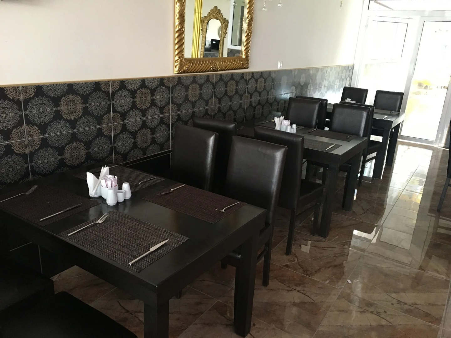 Photo - Exporoyal Hotel
