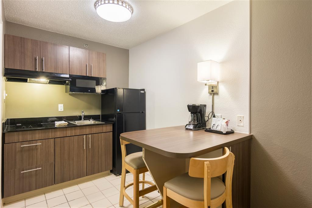 Photo - Studio 6 Extended Stay Tucker GA Atlanta Northlake