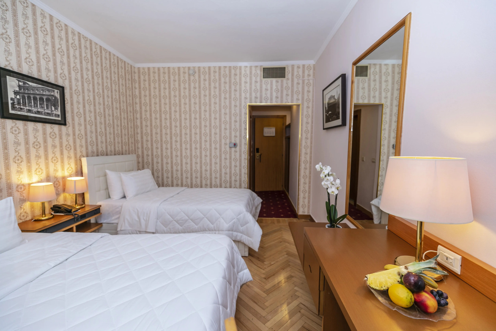 Photo - Tirana International Hotel & Conference Center