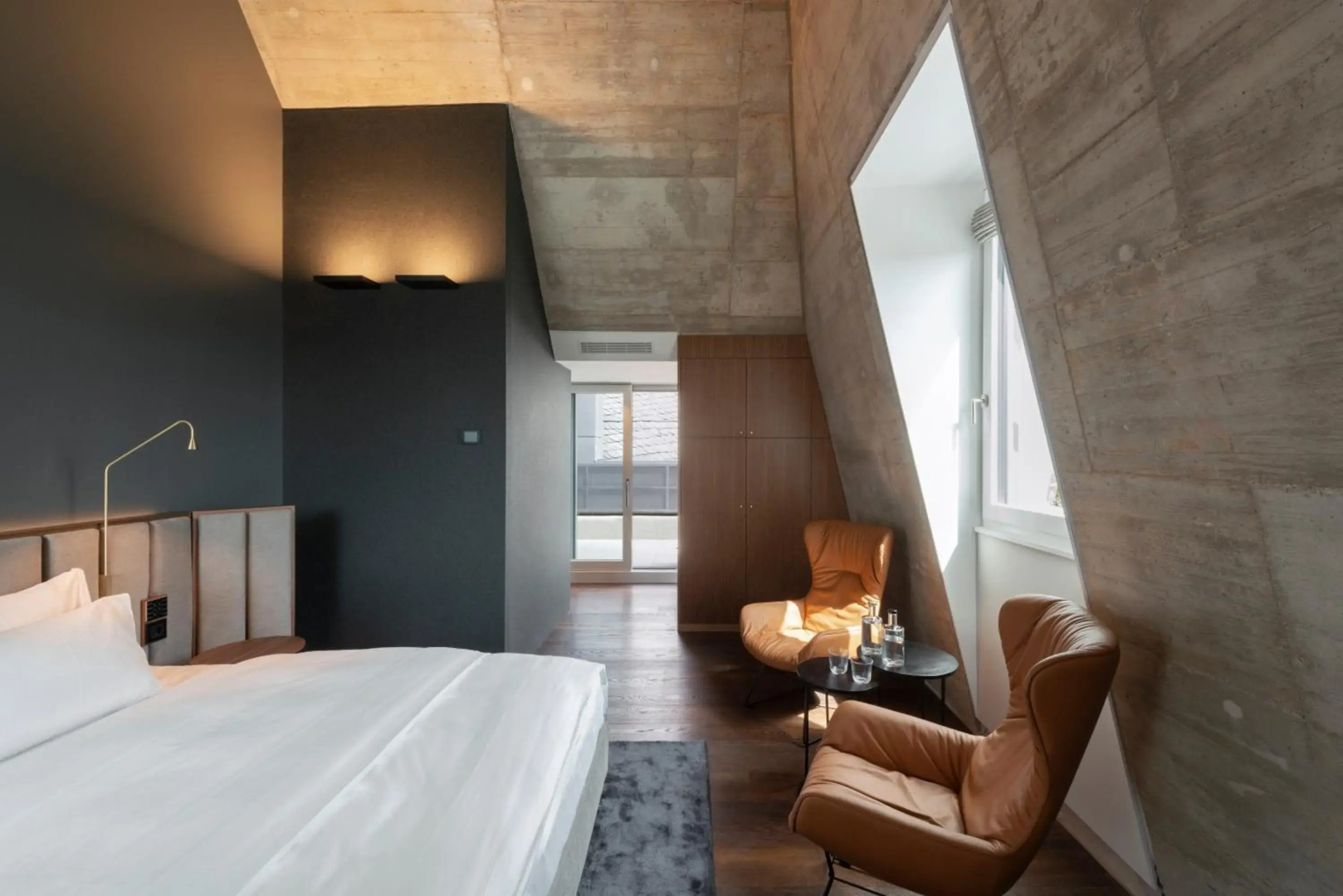 Photo - Legend Hotel