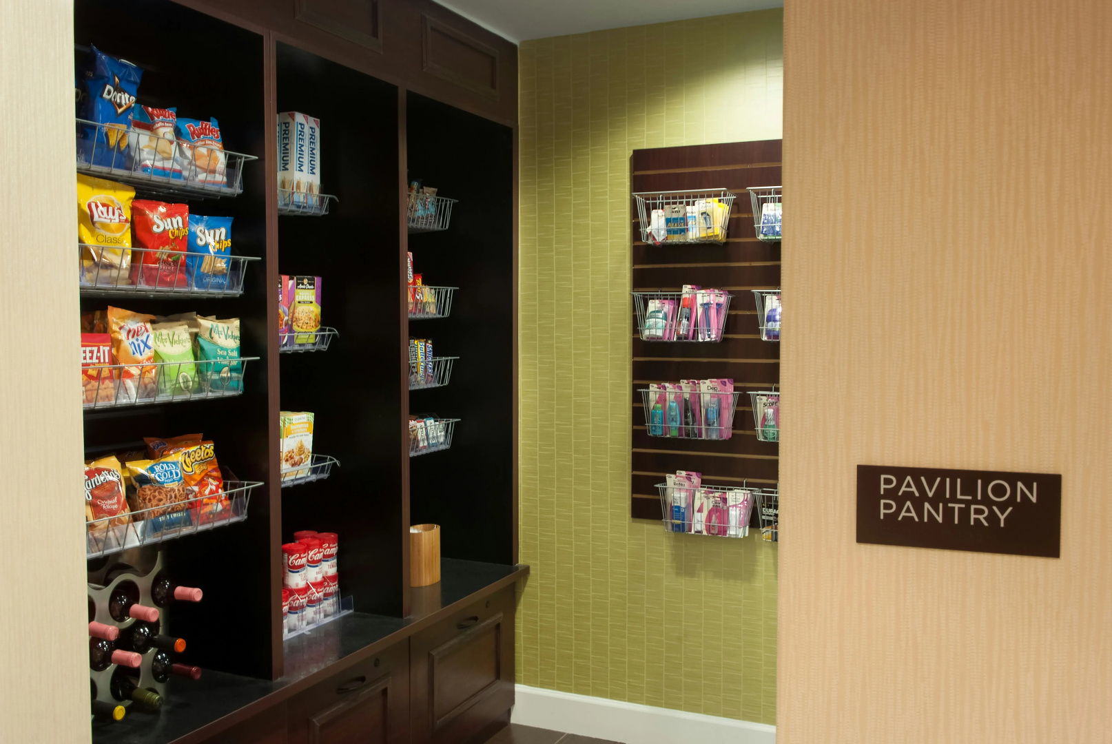 Photo - Hilton Garden Inn Orlando Airport