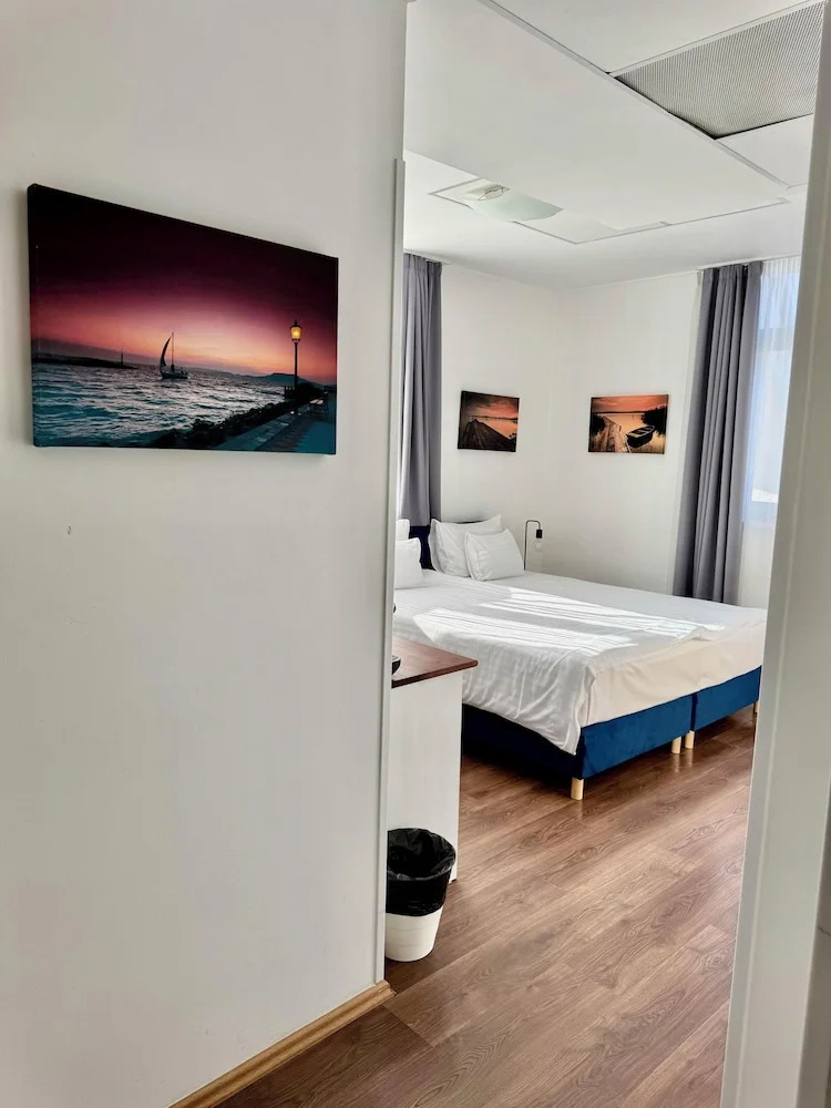 Foto - Rooftop City Residence with Underground Parking