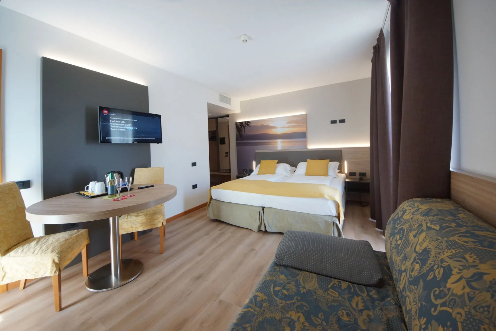 Foto - Ambassador Suite Hotel