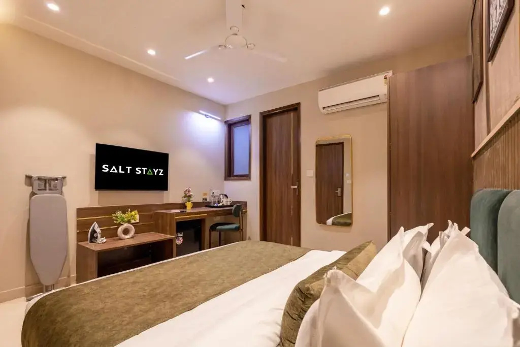 Photo - Saltstayz Premier - Paschim Vihar