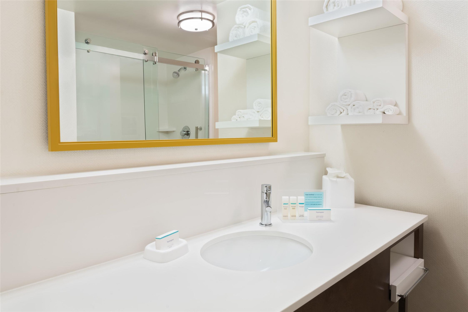 Photo - Hampton Inn & Suites Atlanta Buckhead Place