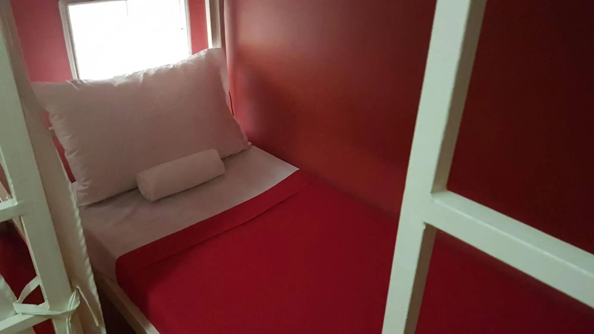 Foto - Crossroads Hostel Manila