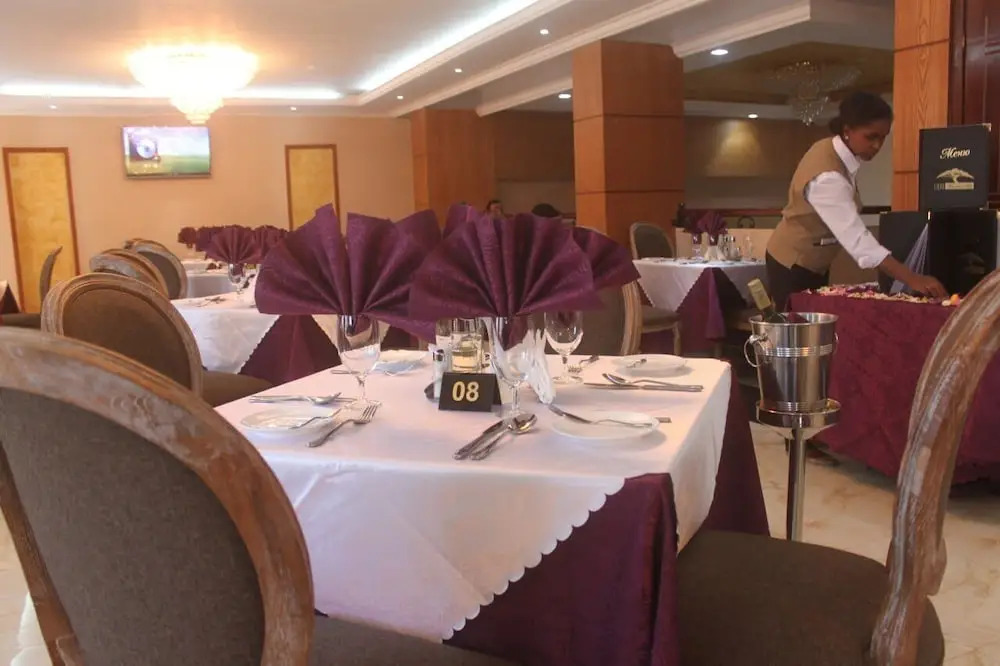 Foto - Tirar International Hotel