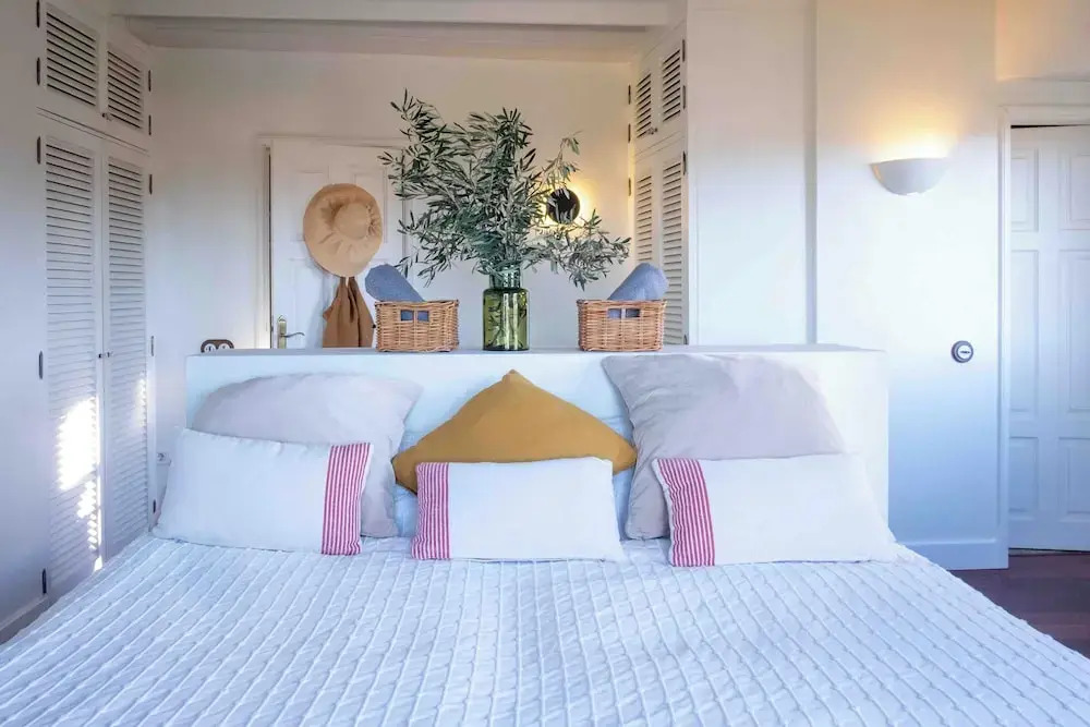 Photo - Villa by the Sea