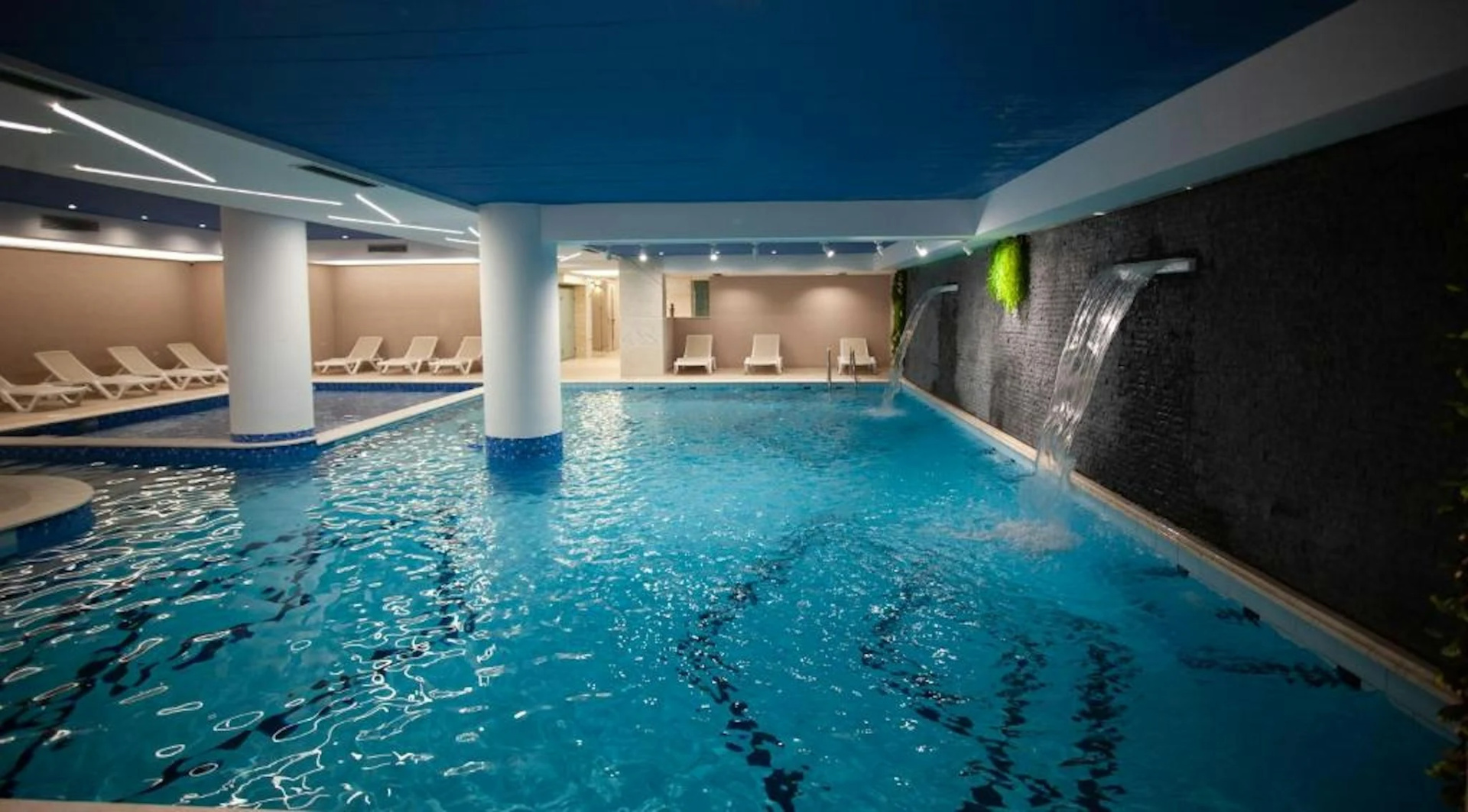 Photo - Doanesia Premium Hotel And Spa Tirana