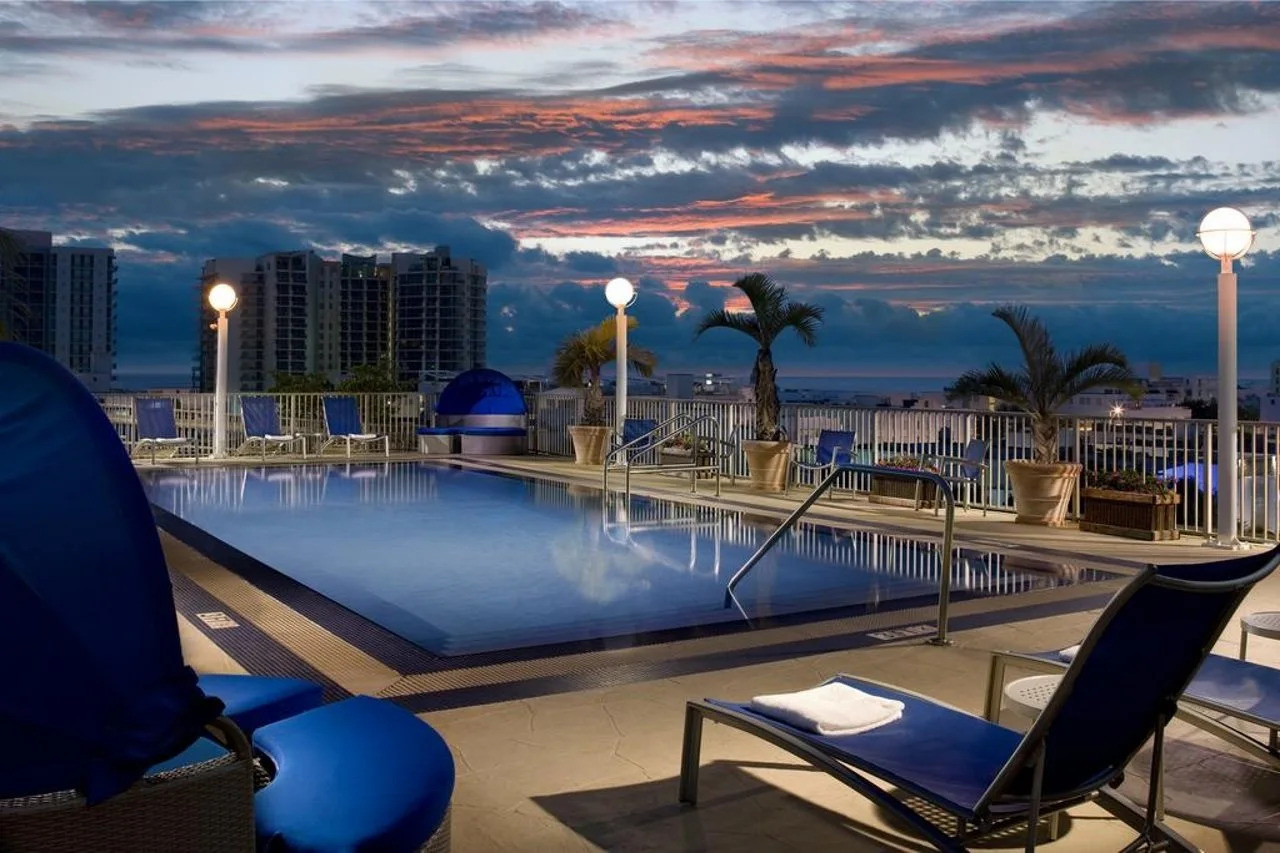 Photo - Courtyard Miami Beach South Beach