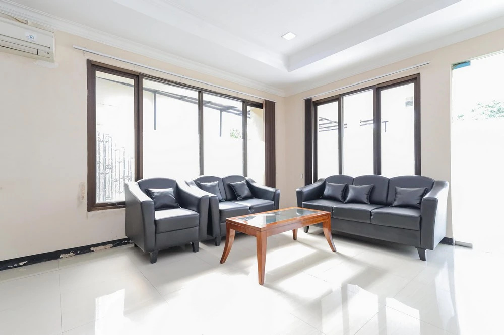 Photo - Urbanview Roemah Tebet by RedDoorz