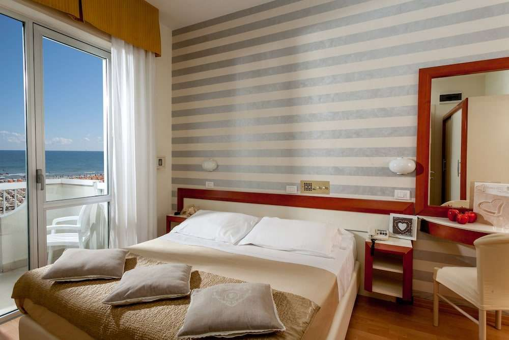 Photo - Hotel Aristeo Rimini fronte mare