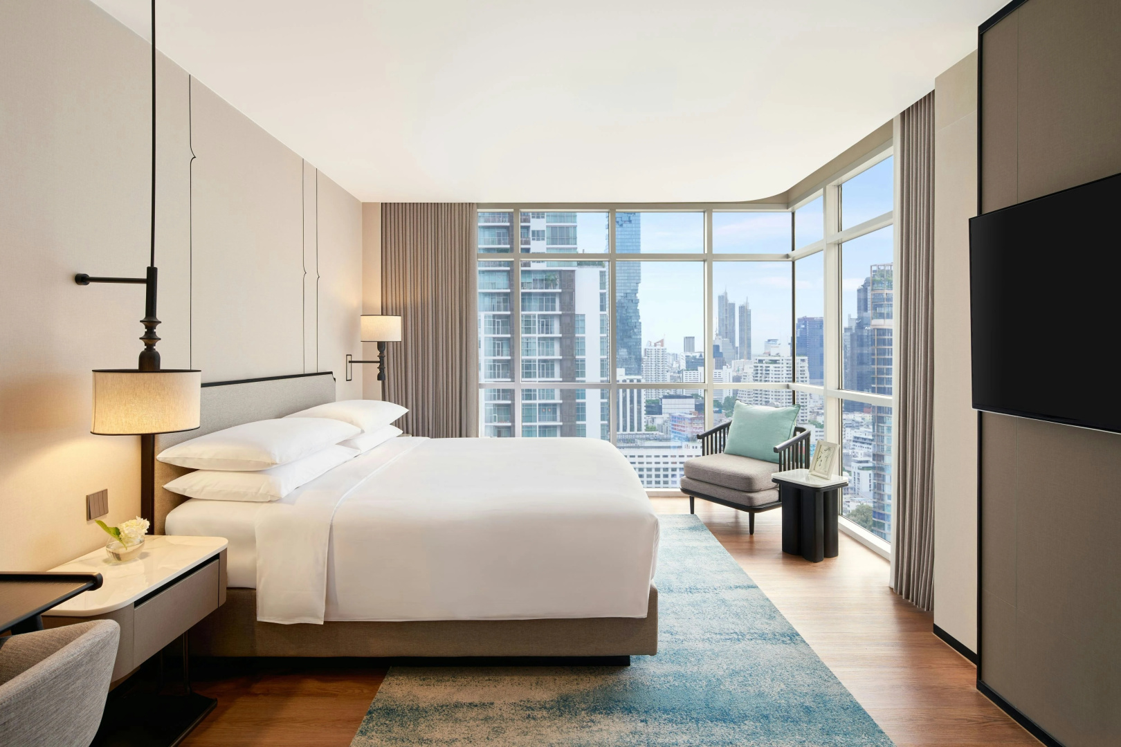 Photo - Sathorn Vista, Bangkok - Marriott Executive Apartments