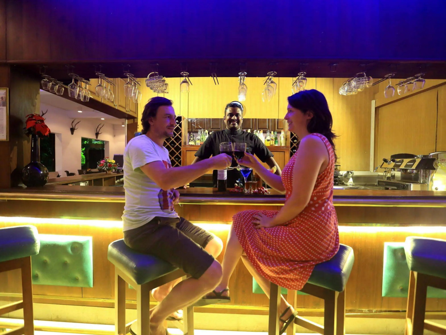 Photo - St.Lachlan Hotel & Suites