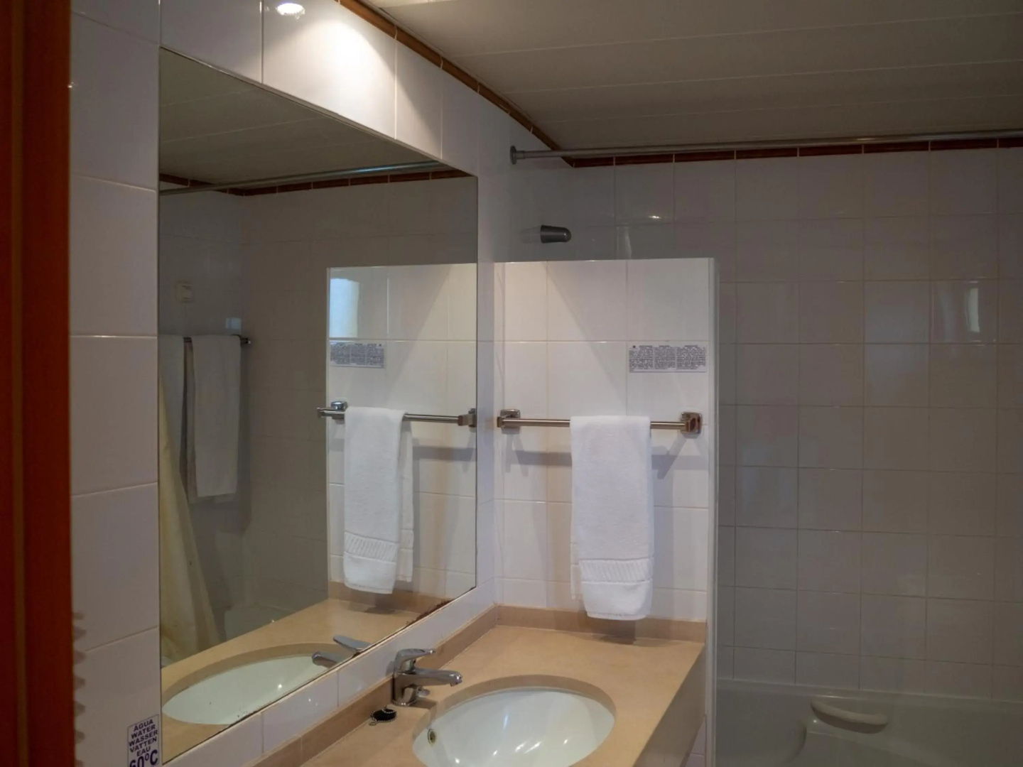 Photo - Luz Bay Hotel
