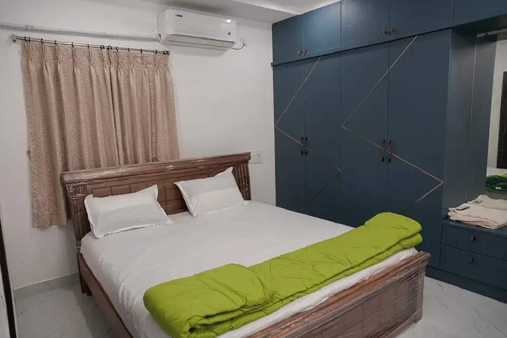 Foto - Karthikeya Guest Inn