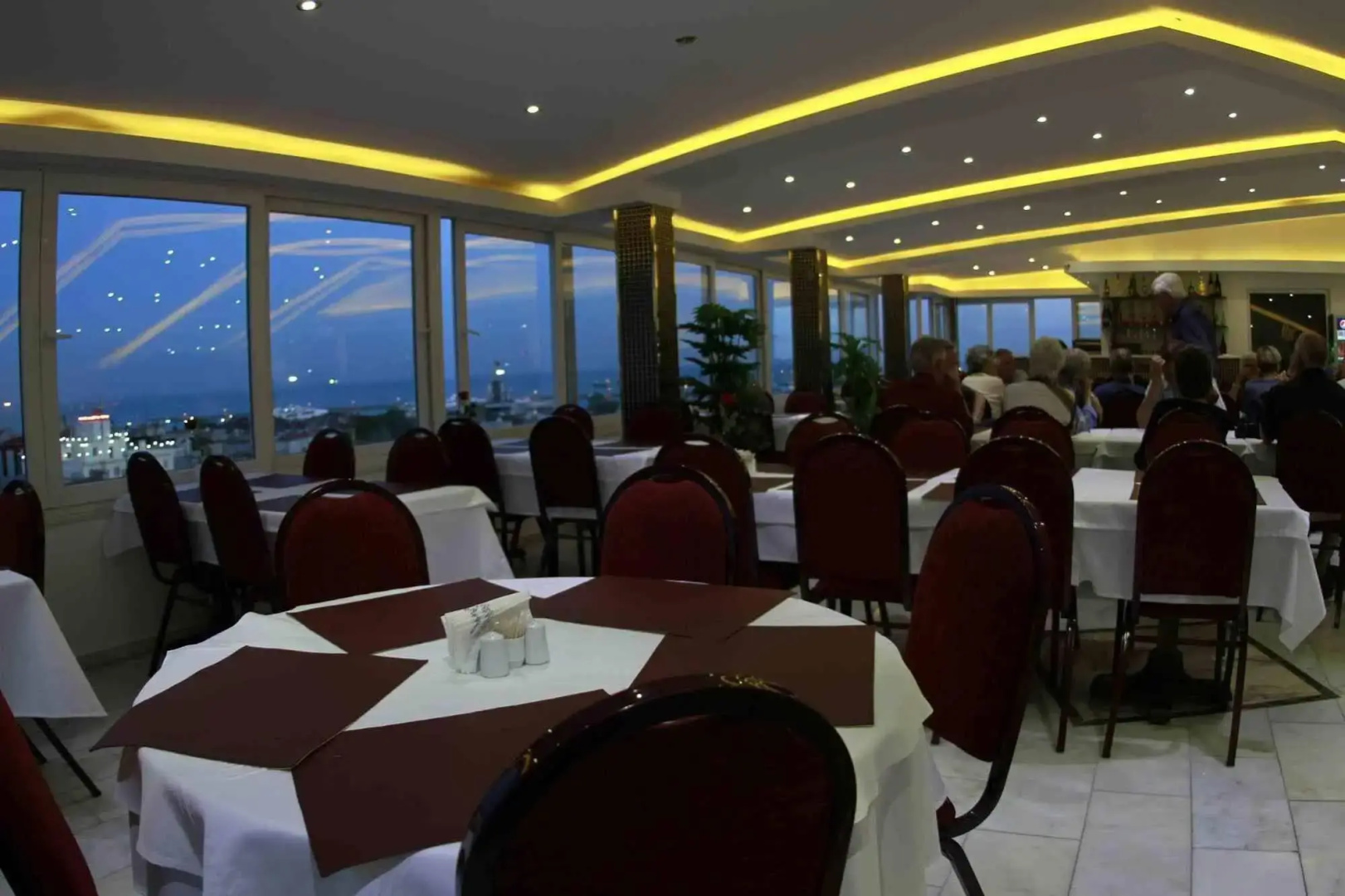 Foto - Kuran Hotel International