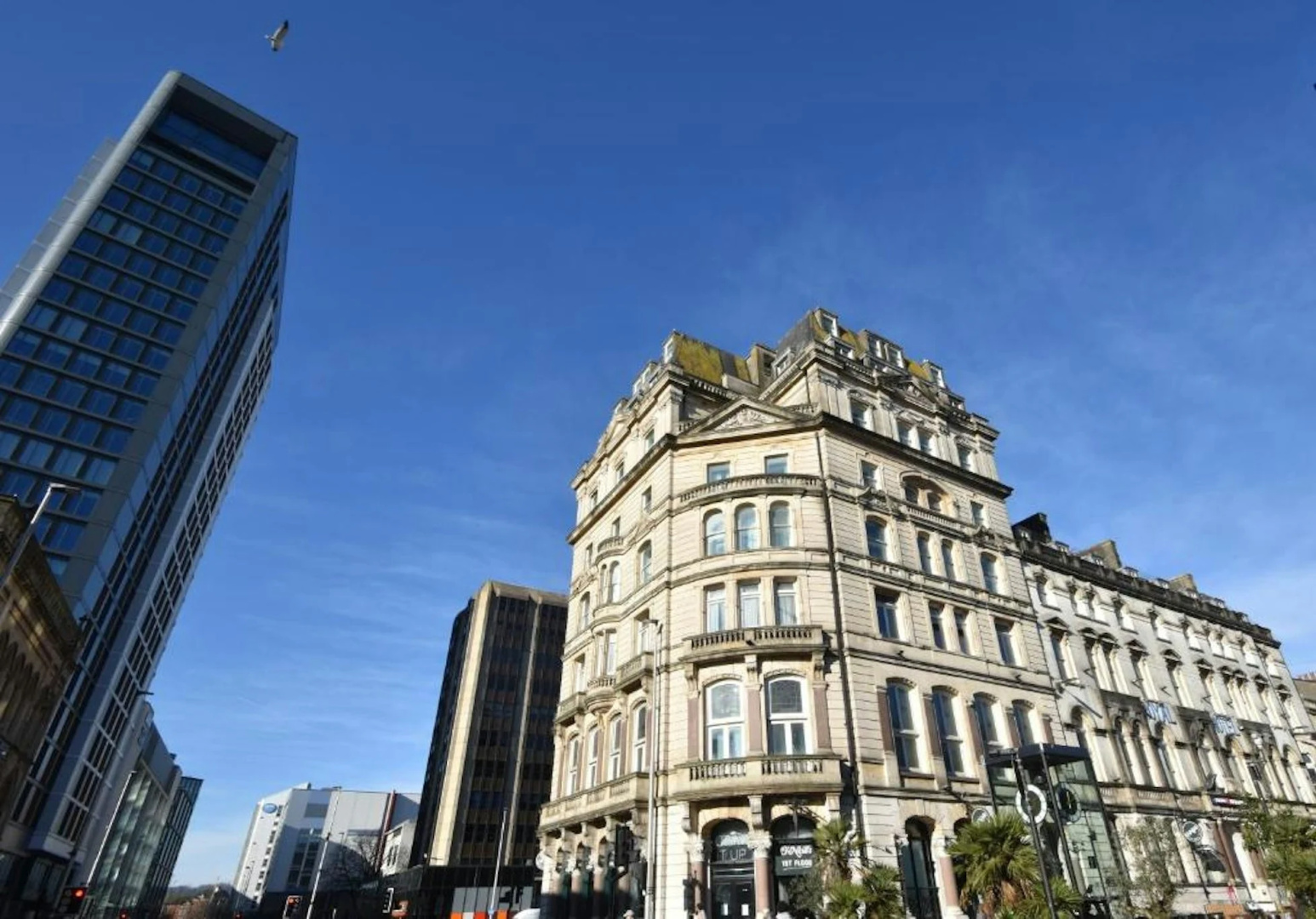 Foto - Royal Hotel Cardiff by Belvilla