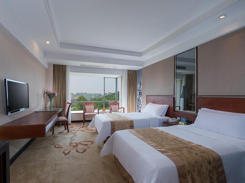 Vienna Hotel (Dongguan Houjie Dadao Branch)