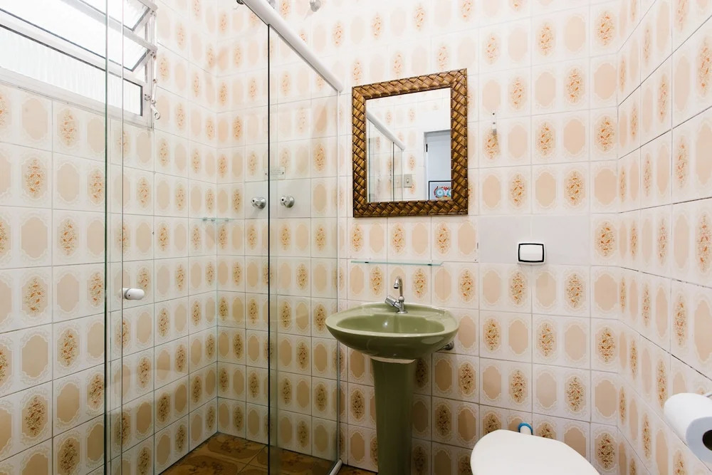 Photo - Center Plaza Hotel