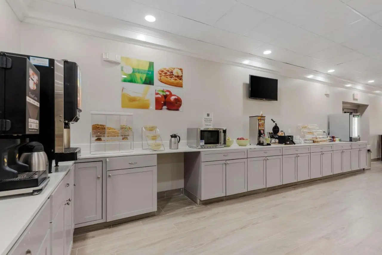 Photo - Quality Inn & Suites New Hartford - Utica