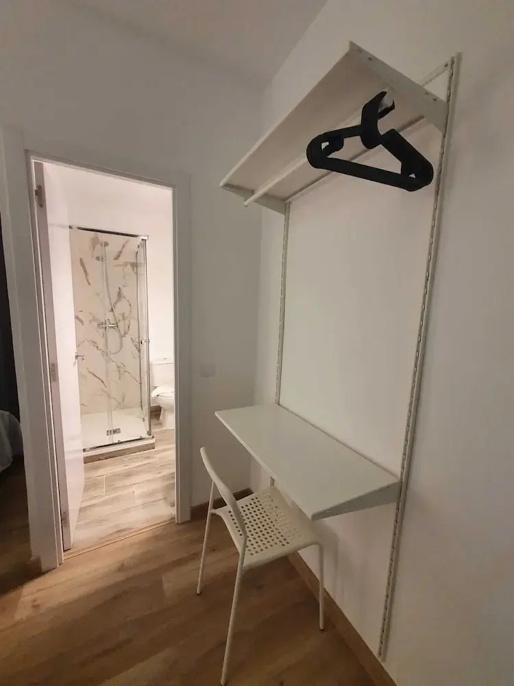 Photo - Hostal Vara Madrid