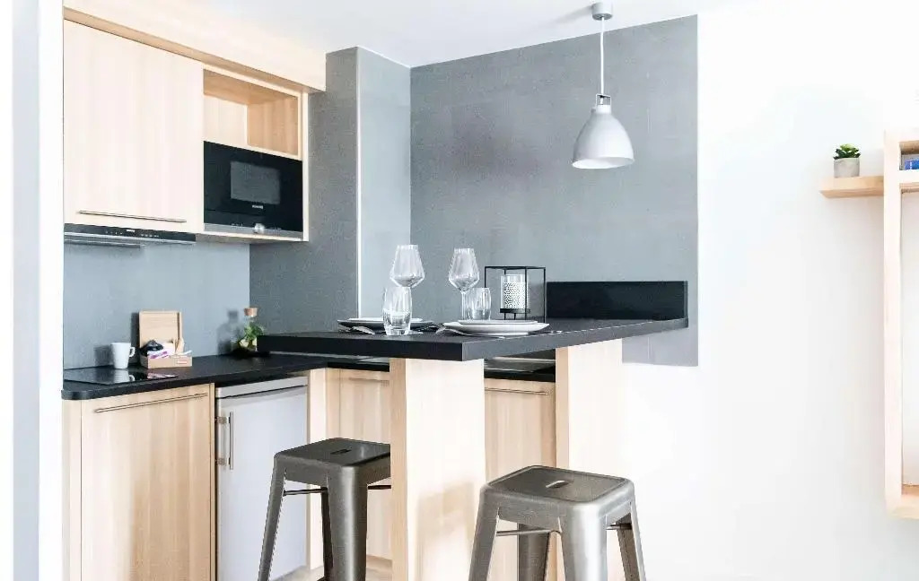 Photo - Campanile PRIME - Suresnes - La Défense