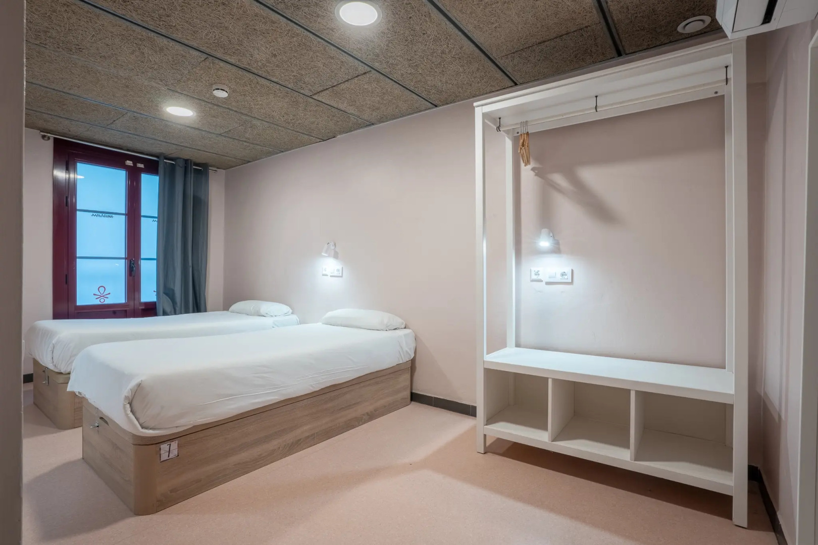 Foto - Ideal Youth Hostel