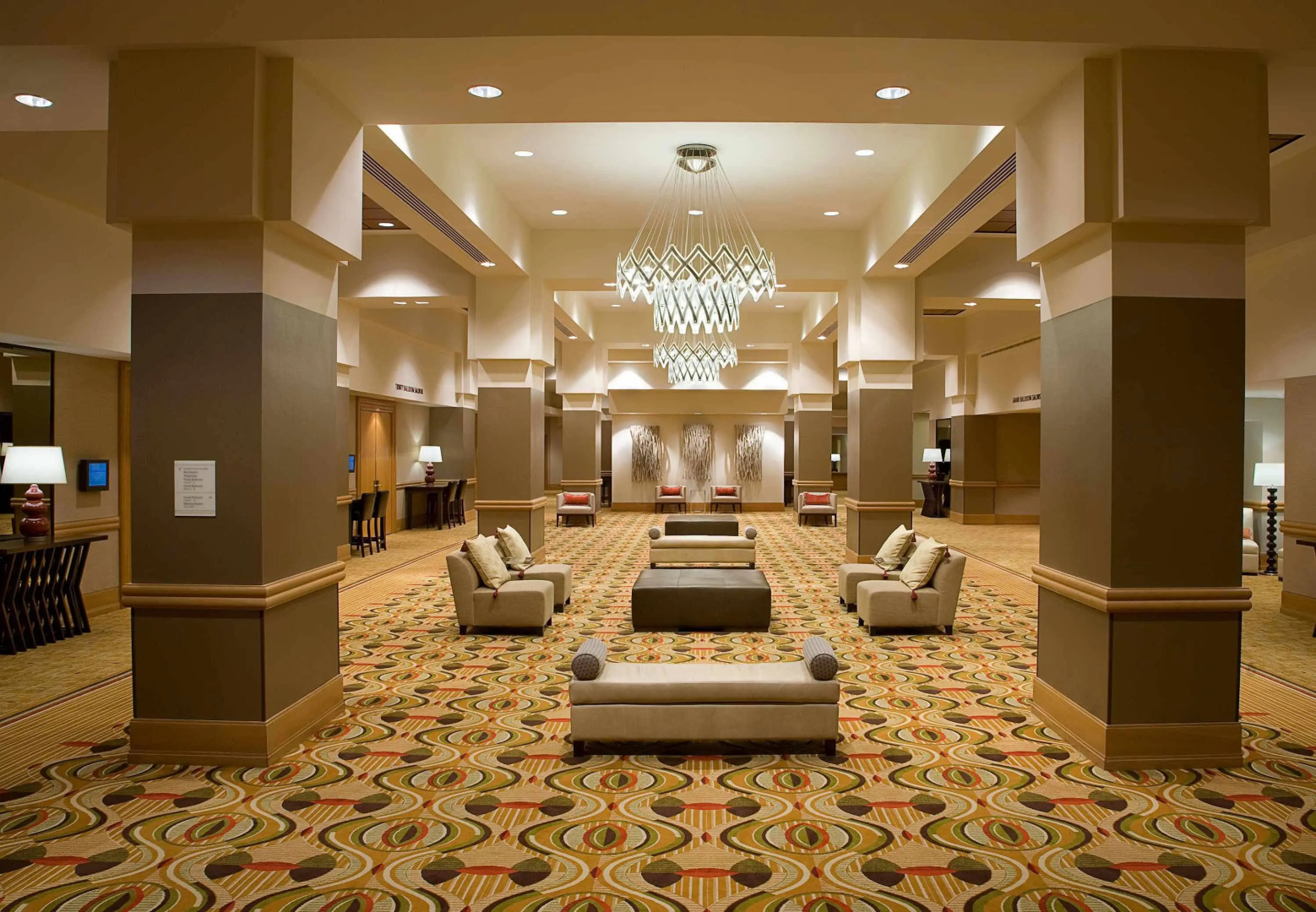 Photo - Marriott Downtown at CF Toronto Eaton Centre