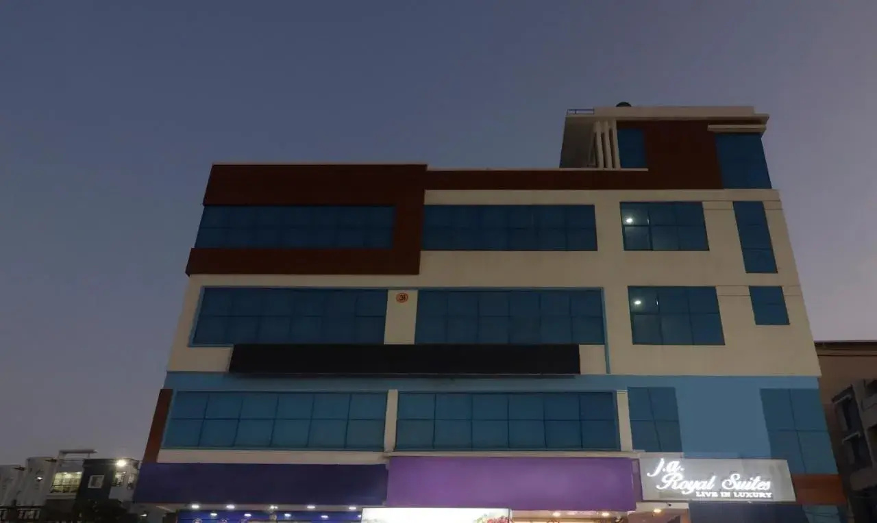 Photo - Itsy Hotels J A Royal Suites Manikonda