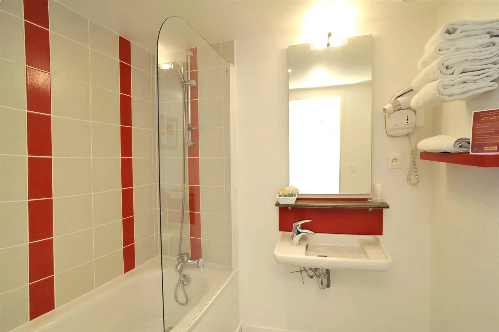 Photo - Sure Hotel by Best Western Nantes Saint-Herblain