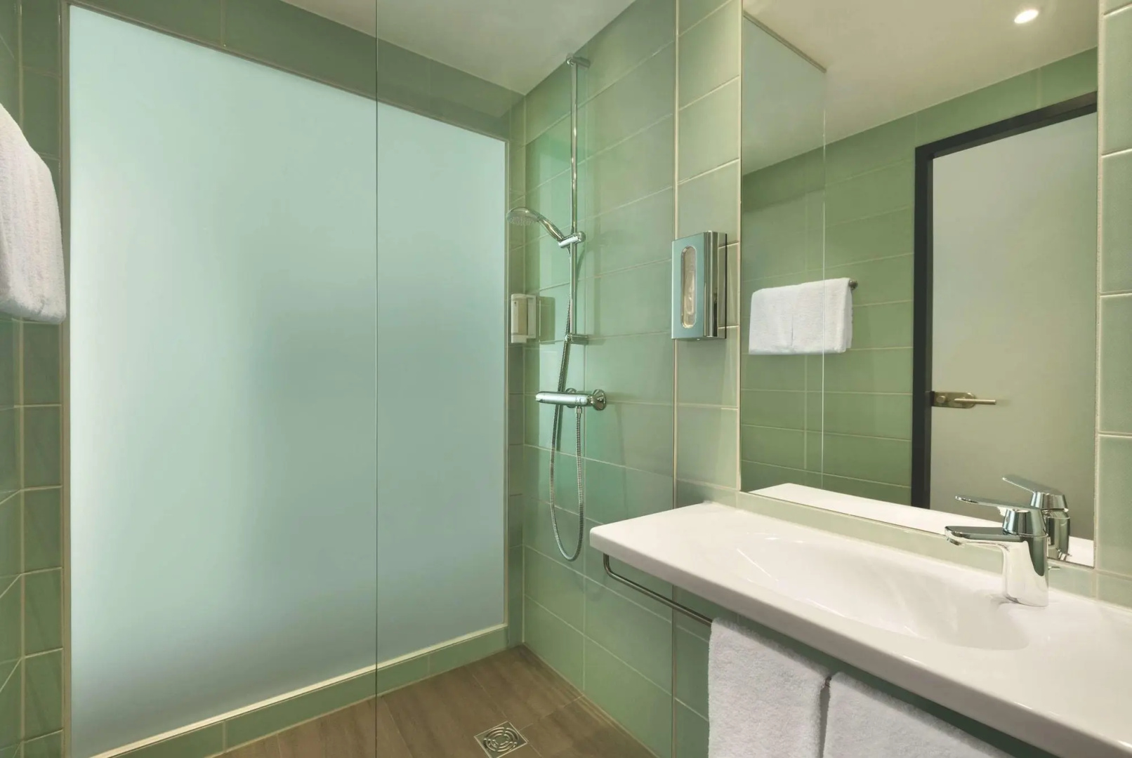 Photo - Premier Inn Hamburg City Berliner Tor