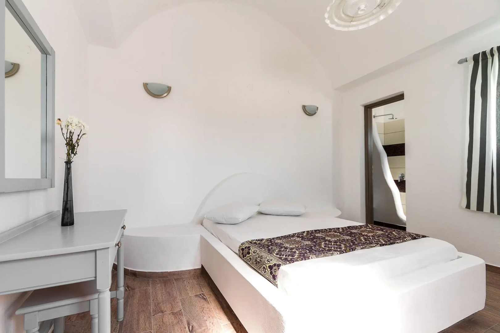 Photo - Villa Iliovasilema Santorini