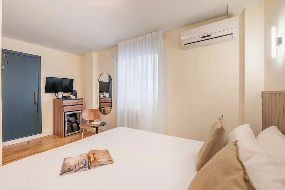 Photo - Granada Suites by Olala Homes
