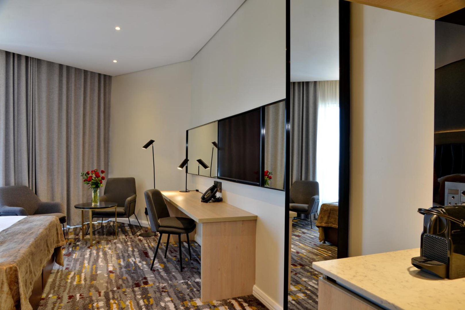 Photo - @Sandton Hotel