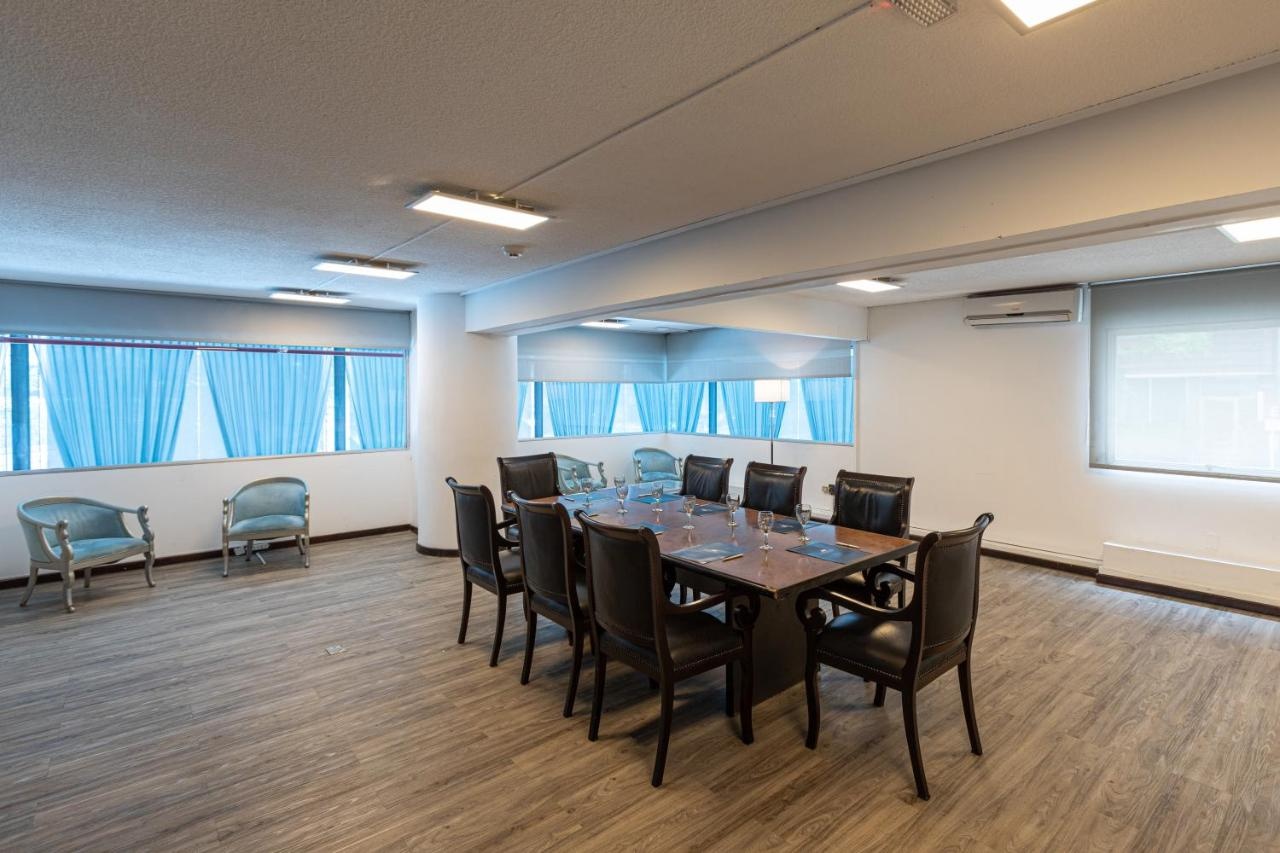 Photo - Palladium Business Hotel