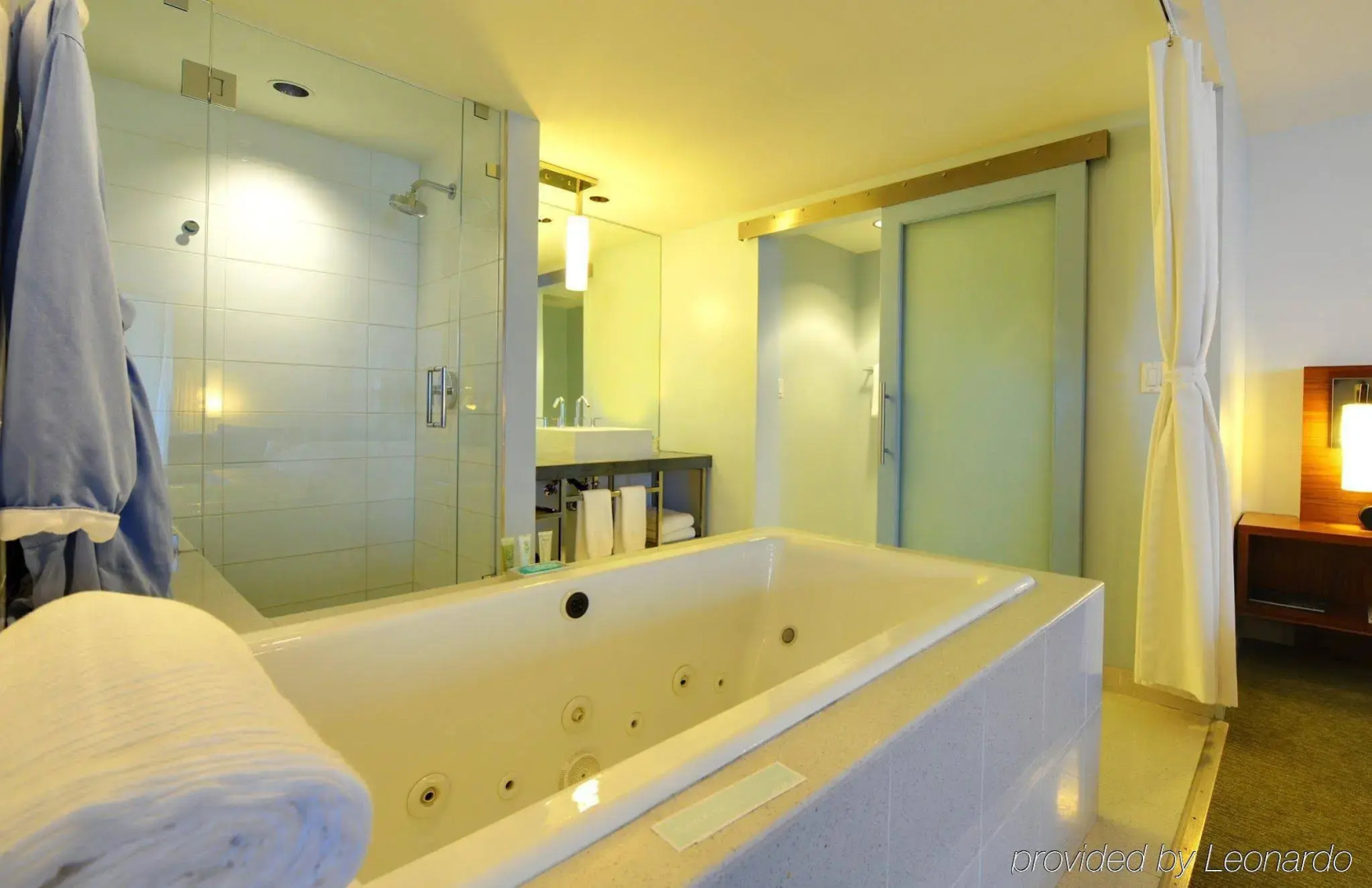 Foto - Tower 23 Hotel