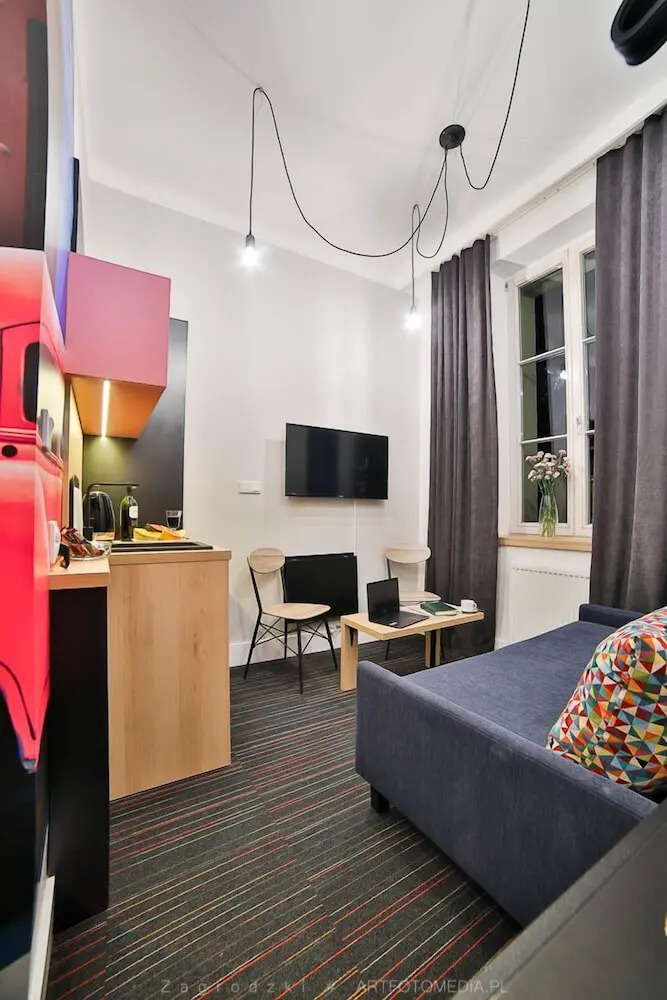 Foto - Saint Thomas Corner - by Upstairs