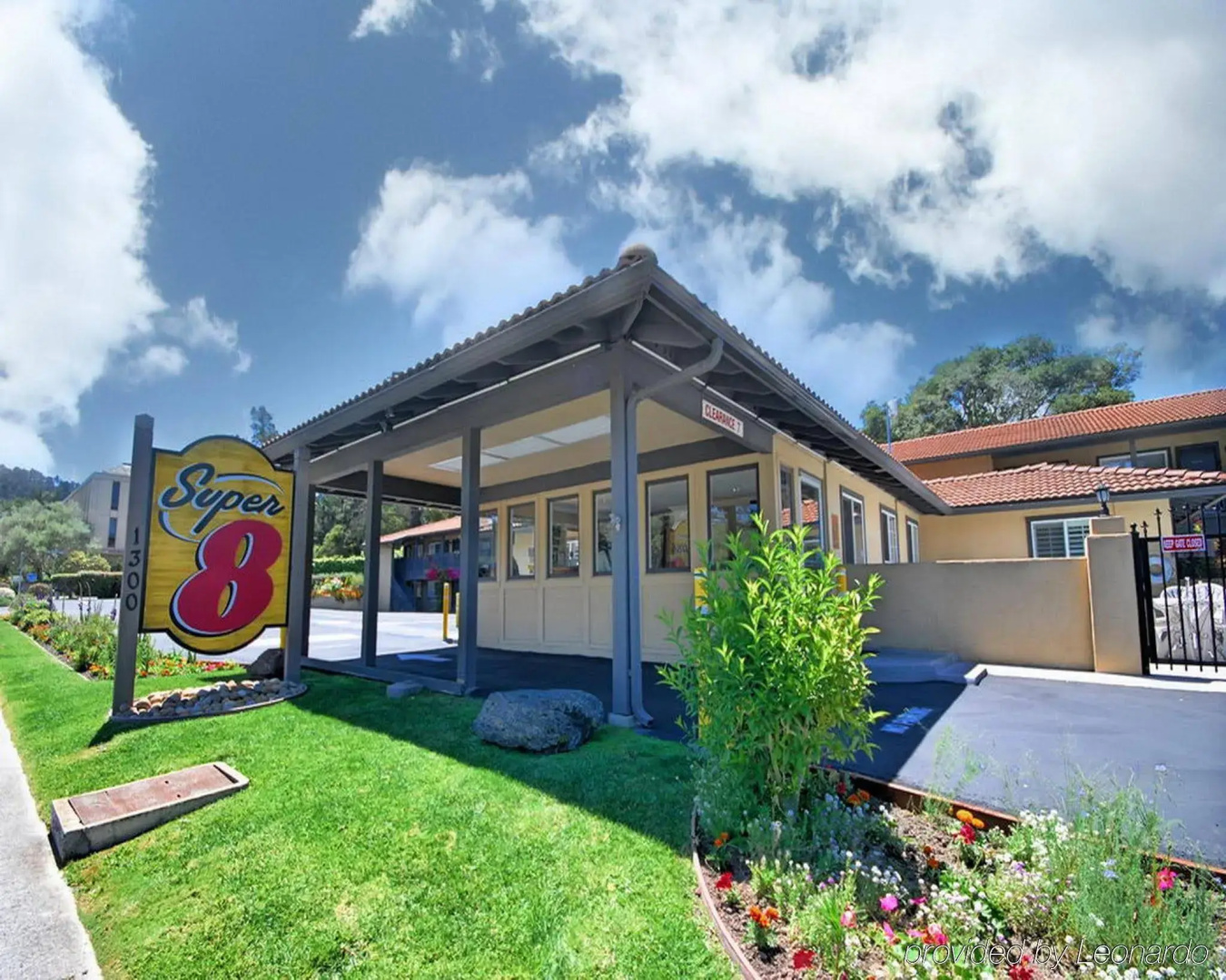 Photo - Aura Inn Monterey