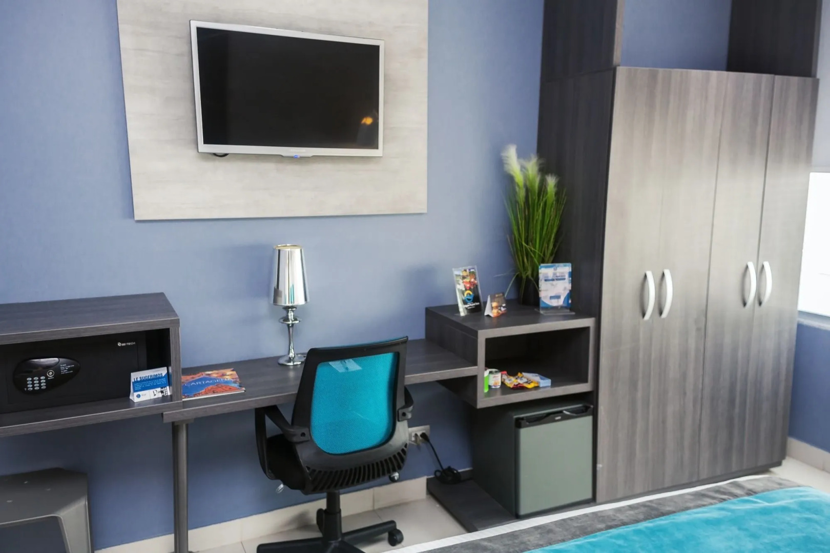 Photo - The Blue Hotel