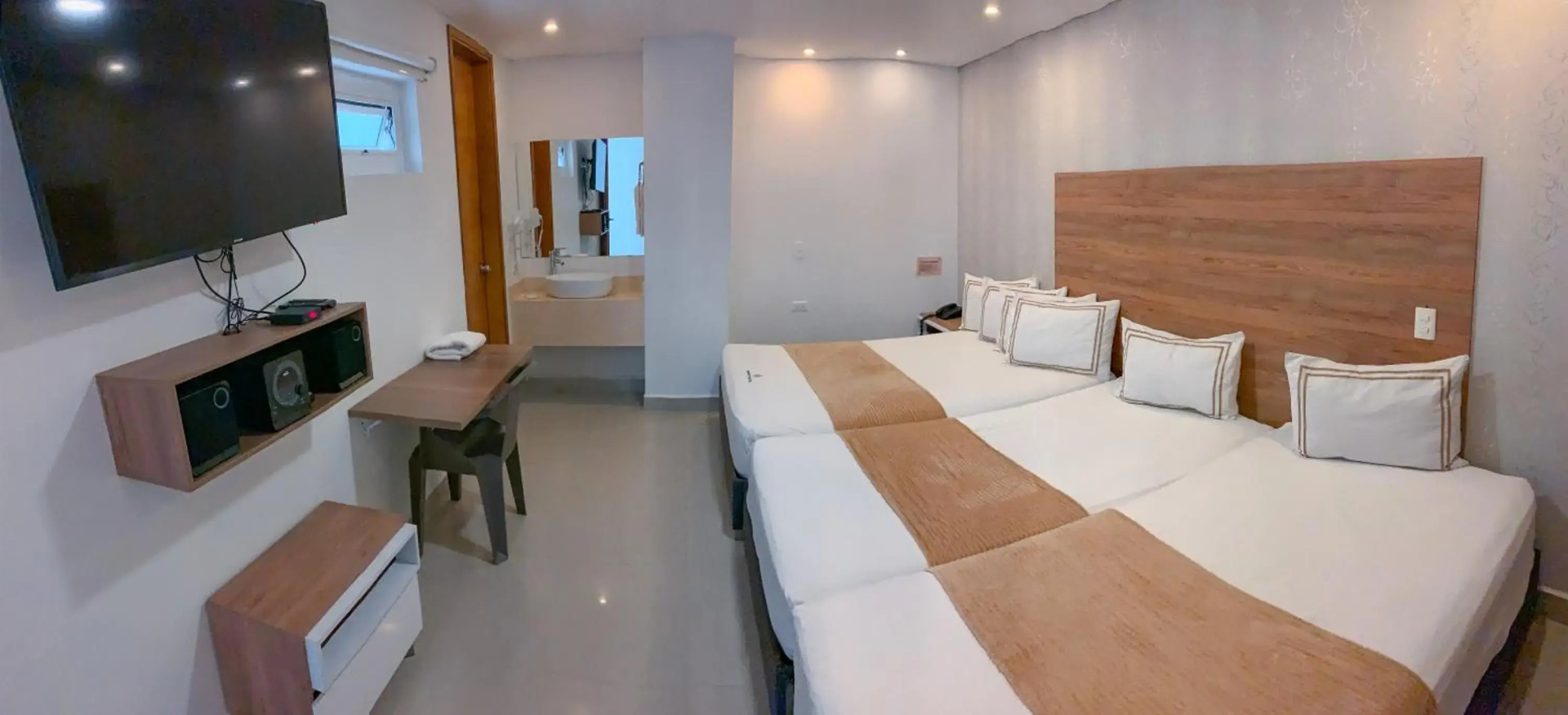 Foto - Infinity Hotel