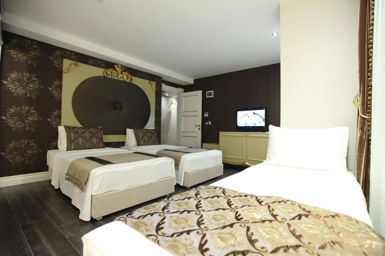 Photo - Katelya Hotel