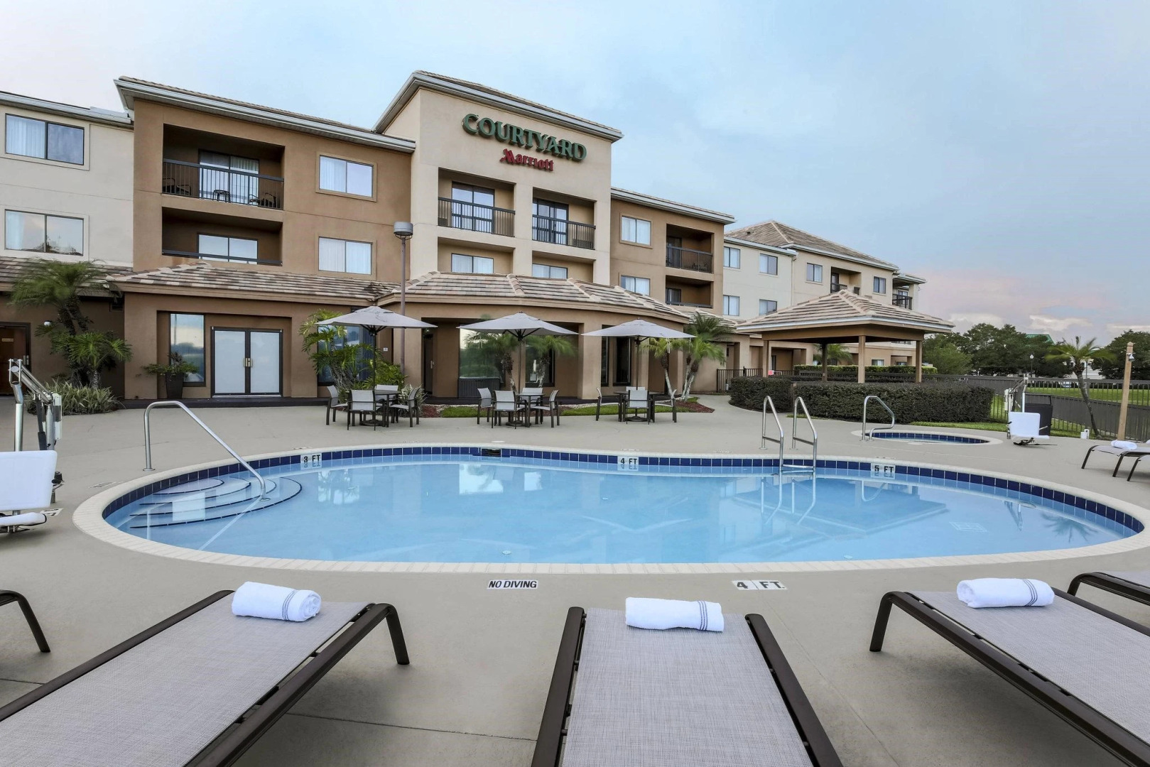 Foto - Courtyard by Marriott Orlando Lake Mary North