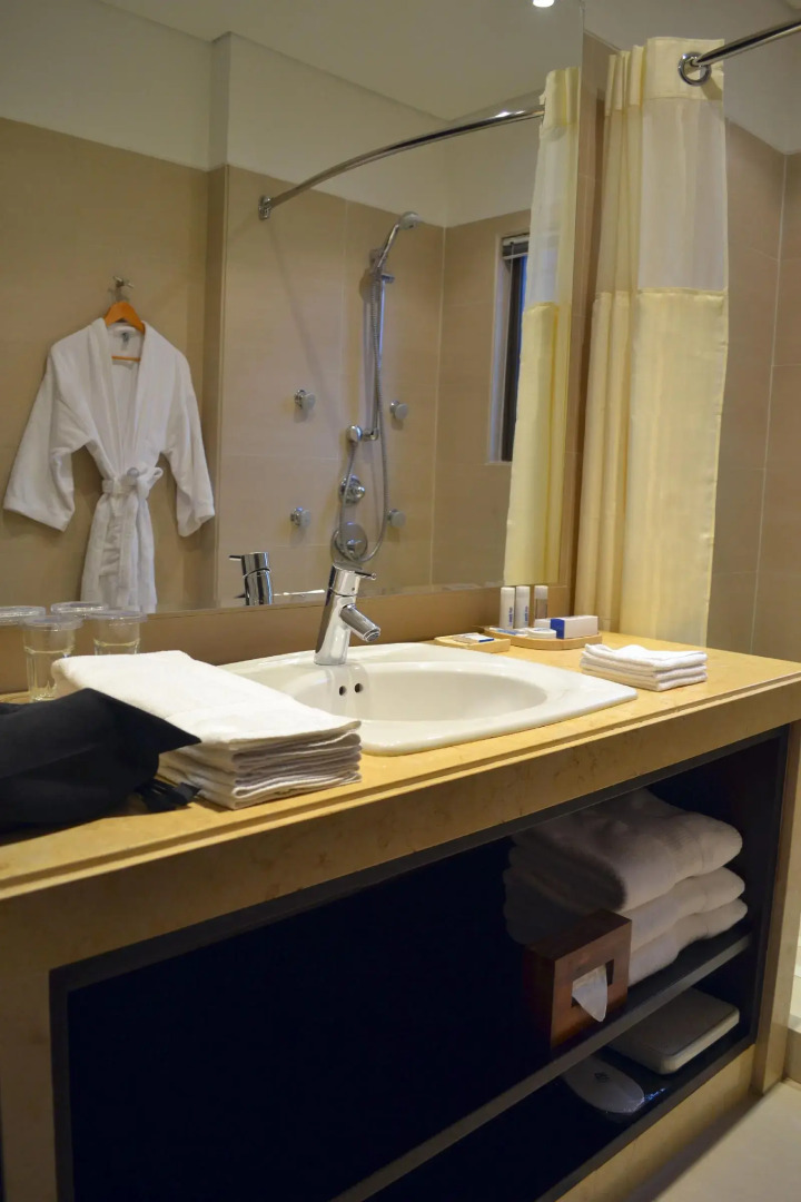 Photo - Hotel Madisson Inn Luxury By GEH Suites