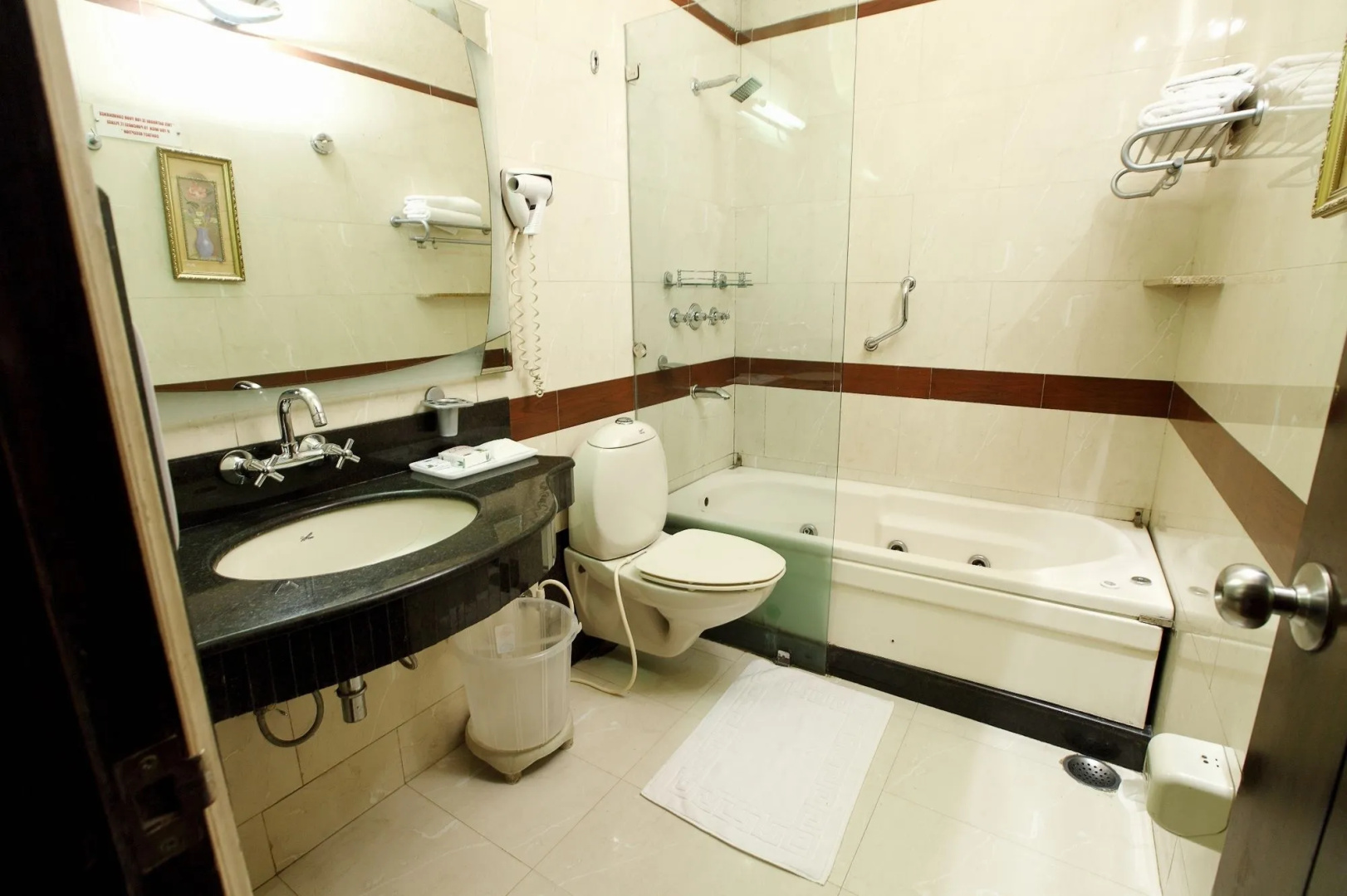 Photo - Hotel Royal Castle Grand