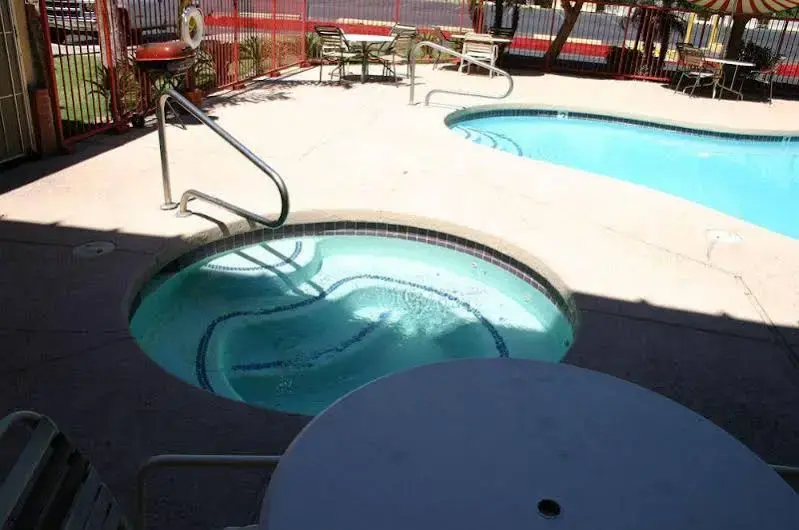 Foto - Travelers Inn - Phoenix