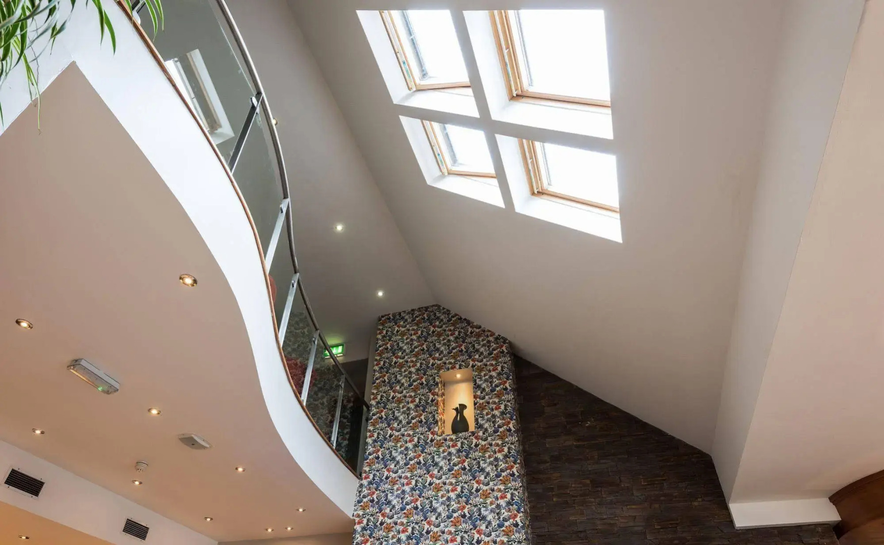 Photo - Springfield Hotel