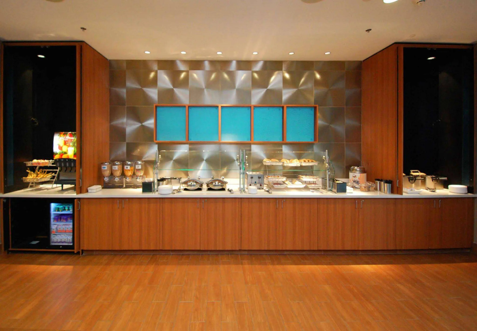 Photo - SpringHill Suites by Marriott Las Vegas North Speedway